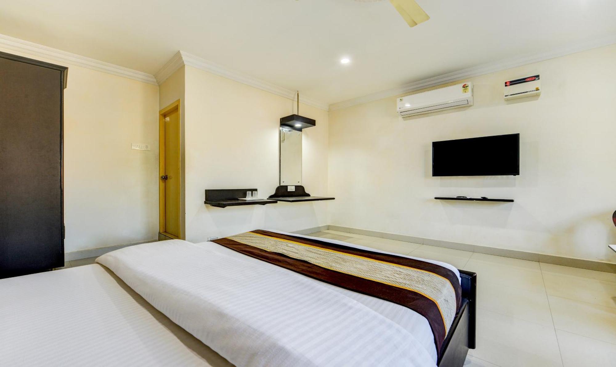 Hotel Salbala Inn - Near Airport チェンナイ エクステリア 写真